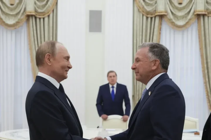 Trump's envoy Witkoff arrives in Moscow ahead of Russia-Ukraine peace deadline, Russian media say
