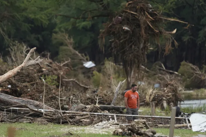The search for missing of catastrophic flooding in Texas will resume after pausing due to rain